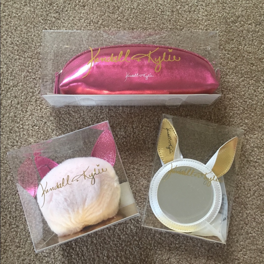 Kendall & Kylie Lot